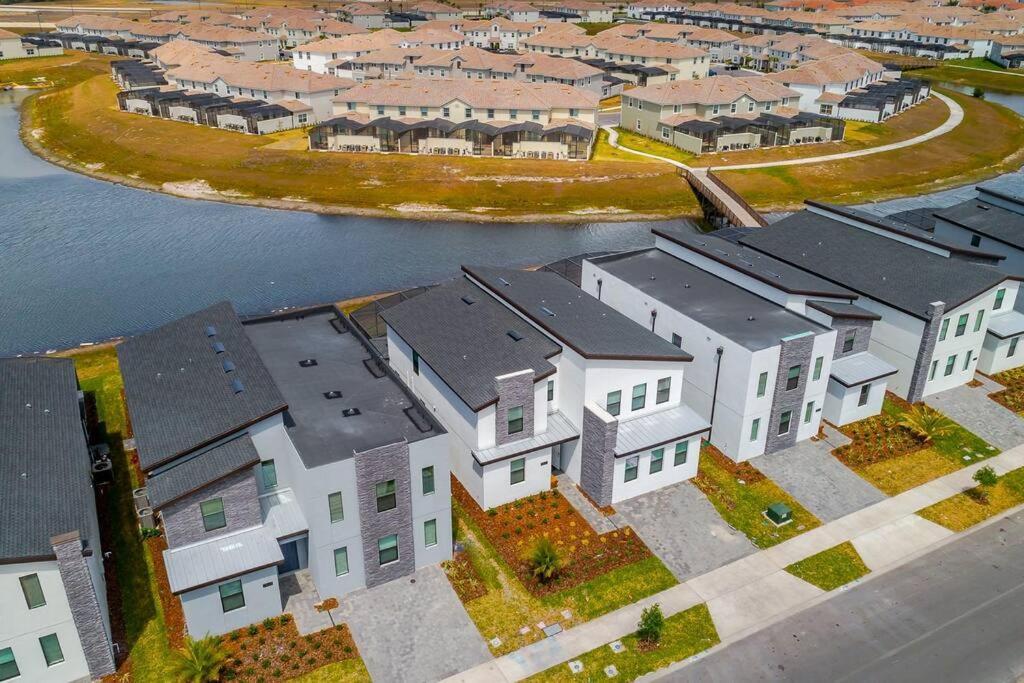 Luxury Villa Inside Storey Lake, Kissimmee - No Extra Fees Exteriör bild